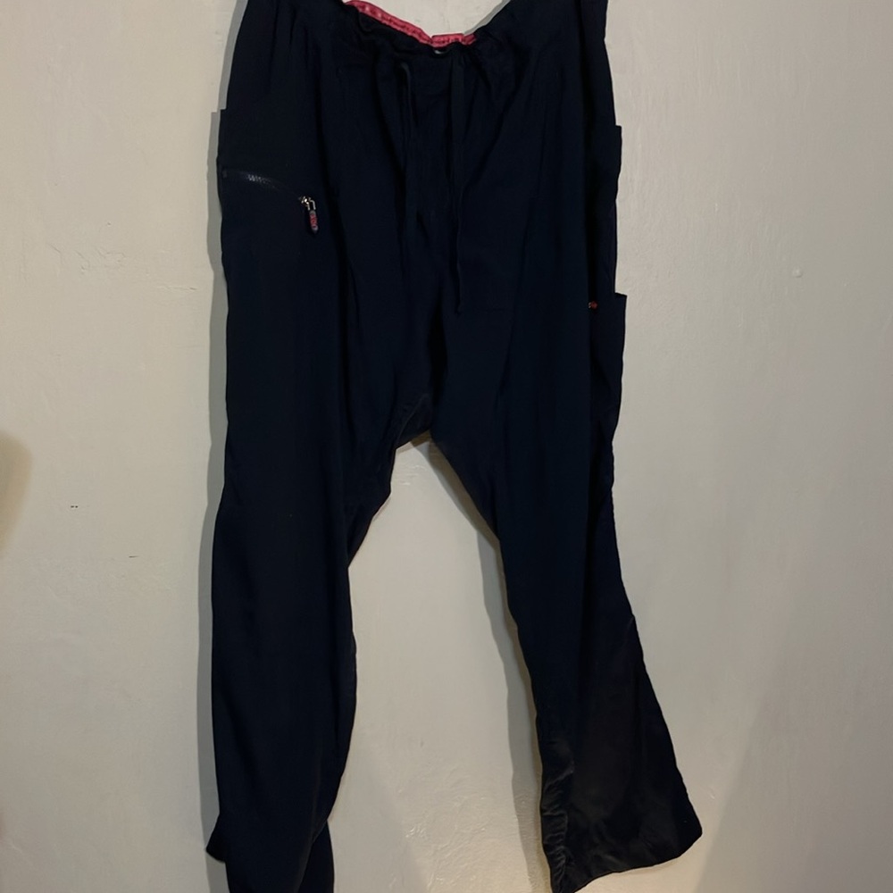 Koi Lite slim fit 2X NWOT scrubs pant healthcare workers - Picture 2 of 9